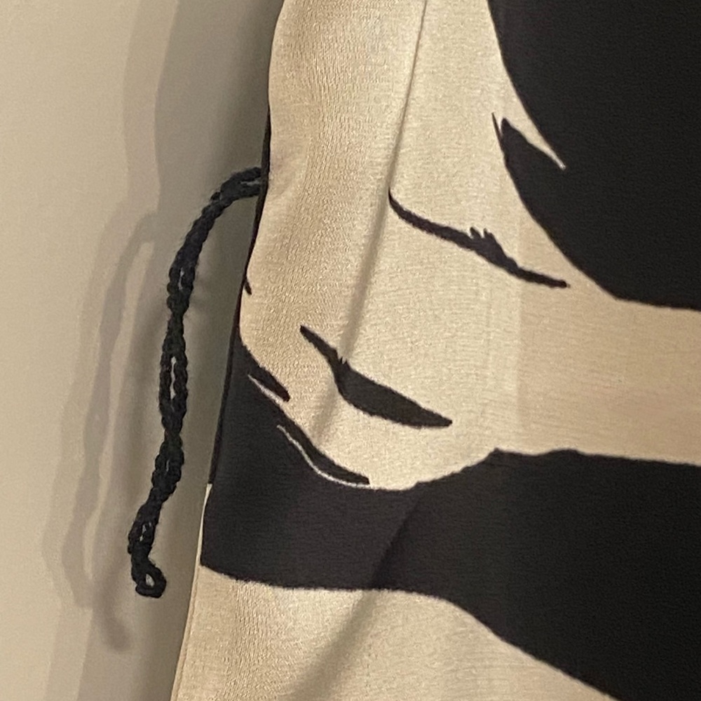 Express Shift Dress, NWT, small - Picture 8 of 11